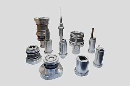 Управление процессом точной обработки деталей пресс-формы?