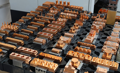 Каковы методы обработки деталей пресс-форм?